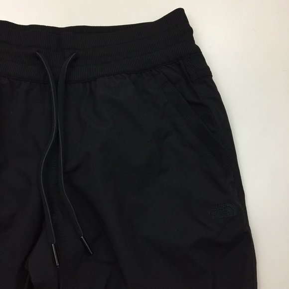 THE NORTH FACE Black Adjustable Tie Leg/Hem Drawstring Waist Crop Hiking Pant - Picture 5 of 11